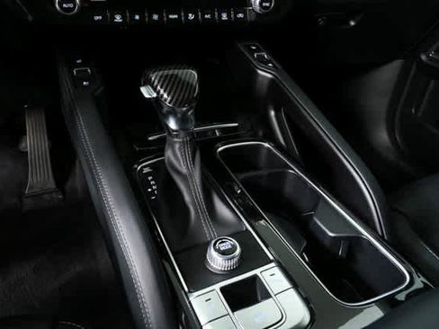 Used 2024 Kia Telluride EX image 18