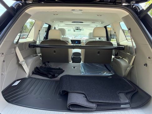 New 2026 Hyundai Palisade SEL Premium FWD image 19