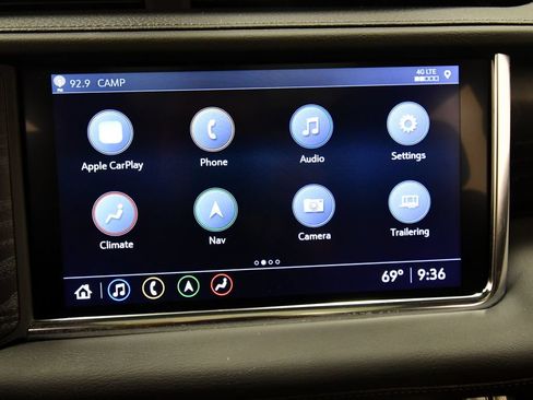 Used 2021 GMC Yukon XL Denali w/ Denali Premium Package AWD/4WD image 26