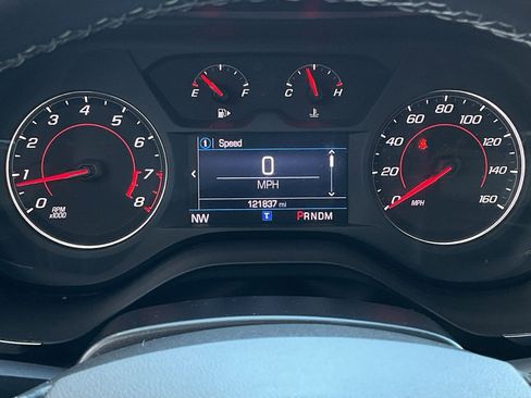 Used 2019 Chevrolet Camaro LT w/ RS Package image 21