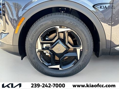 New 2026 Kia Sportage EX w/ EX Panorama Roof Package FWD image 40