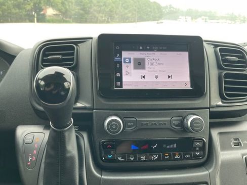 Used 2025 RAM ProMaster 2500 w/ U-Haul Equipment Group FWD image 20