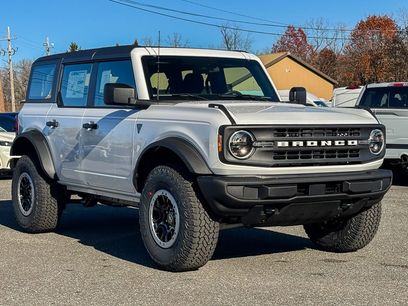 New 2025 Ford Bronco 4-Door w/ Sasquatch Package