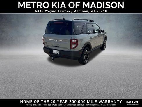 Used 2022 Ford Bronco Sport Outer Banks w/ Tech Package AWD/4WD image 8