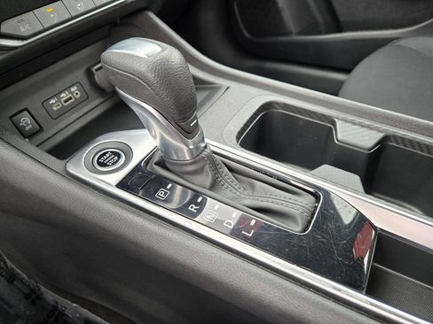 Certified 2024 Nissan Sentra SV image 24