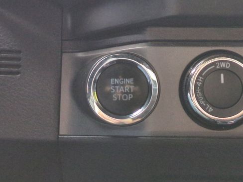 Used 2023 Toyota Tacoma TRD Off-Road image 29