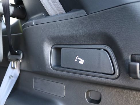 New 2026 Mitsubishi Outlander SEL AWD/4WD image 12