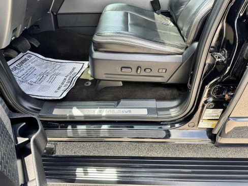 Used 2016 Ford Expedition EL Platinum image 22