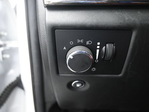 Used 2018 Jeep Grand Cherokee Trackhawk AWD/4WD image 27