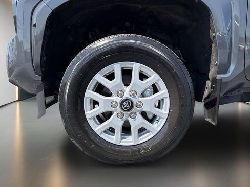 Used 2024 Toyota Tacoma SR w/ SR Upgrade Package RWD image 9
