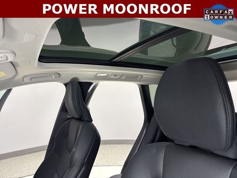 Used 2025 Volvo XC60 B5 Plus image 2