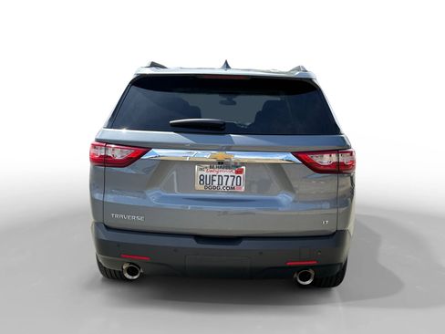 Used 2020 Chevrolet Traverse LT FWD image 4