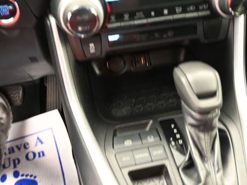 Used 2019 Toyota RAV4 XLE image 11