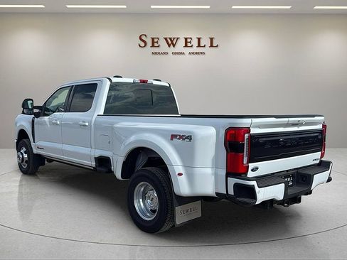 Used 2025 Ford F350 Platinum AWD/4WD image 3