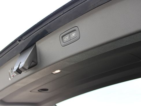 New 2026 Volvo XC90 B5 Core AWD/4WD image 58