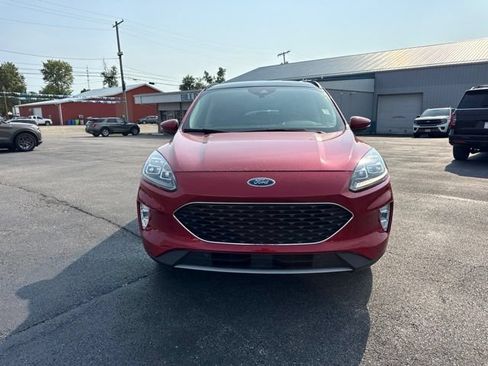 Used 2020 Ford Escape Titanium AWD/4WD image 4