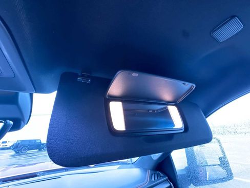 Used 2024 GMC Sierra 2500 AT4 w/ AT4 Premium Plus Package image 33