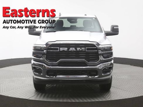 Used 2026 RAM 2500 Big Horn AWD/4WD image 2