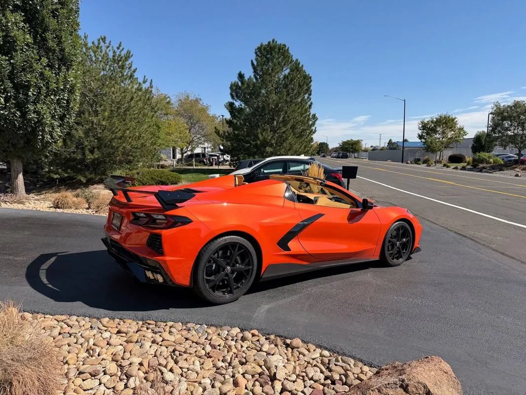 Used 2020 Chevrolet Corvette Stingray Premium Conv w/ 3LT Preferred Equipment Group RWD image 39
