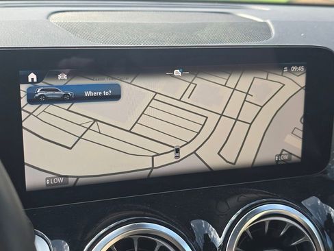 Certified 2024 Mercedes-Benz GLB 250 4MATIC image 4