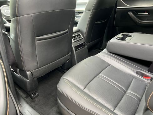 Used 2025 MAZDA CX-70 3.3 Turbo w/ Preferred Package image 42