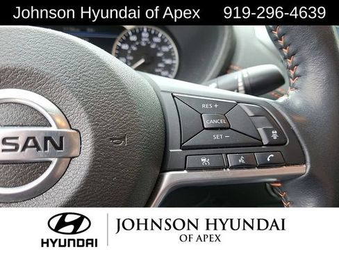 Used 2022 Nissan Sentra SR w/ SR Premium Package FWD image 28