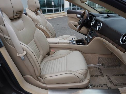 Used 2015 Mercedes-Benz SL 400 image 13