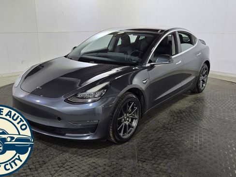 Used 2018 Tesla Model 3 Long Range AWD/4WD image 3