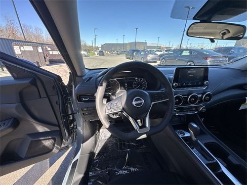 New 2025 Nissan Sentra SV image 14