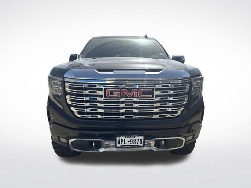 Used 2025 GMC Sierra 1500 Denali AWD/4WD image 11