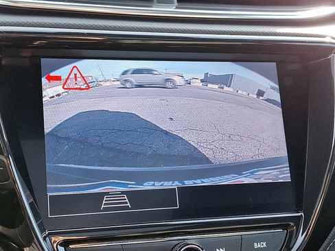 Used 2022 Chevrolet TrailBlazer ACTIV w/ Sun and Liftgate Package image 18