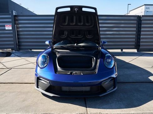 Used 2025 Porsche 911 GT3 w/ Chrono Package RWD image 18
