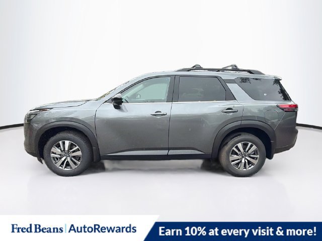 New 2026 Nissan Pathfinder SL w/ Cargo Package AWD/4WD image 3