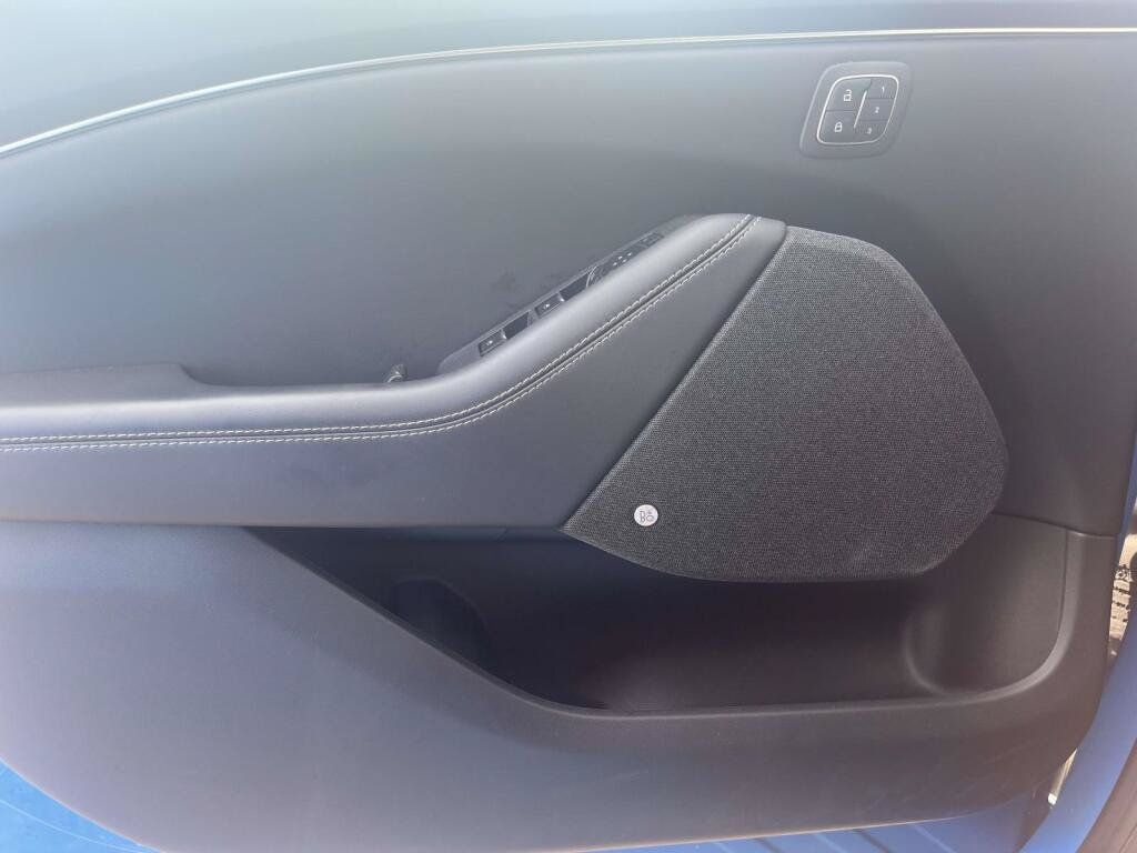 Used 2024 Ford Mustang Mach-E Premium AWD/4WD image 28