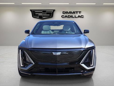 New 2026 Cadillac Lyriq Sport image 8