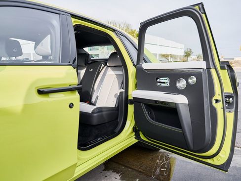 Used 2025 Rolls-Royce Ghost Black Badge image 29