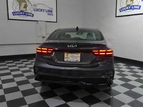 Used 2023 Kia Forte GT-Line w/ GT-Line Premium Package FWD image 8