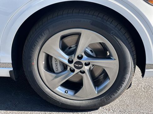 New 2026 Genesis GV70 2.5T Advanced image 12