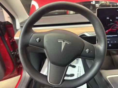 Used 2021 Tesla Model 3 Performance AWD/4WD image 16
