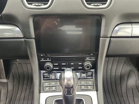 Used 2019 Porsche 718 Cayman S RWD image 37