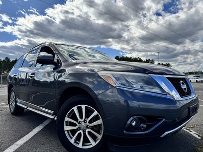 Used 2014 Nissan Pathfinder SL w/ SL Tech Package