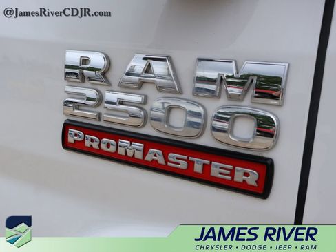 Used 2021 RAM ProMaster 2500 w/ Convenience Group FWD image 12