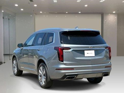 Certified 2023 Cadillac XT6 Premium Luxury AWD/4WD image 3