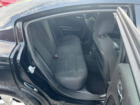 Used 2014 Dodge Charger SXT RWD image 19