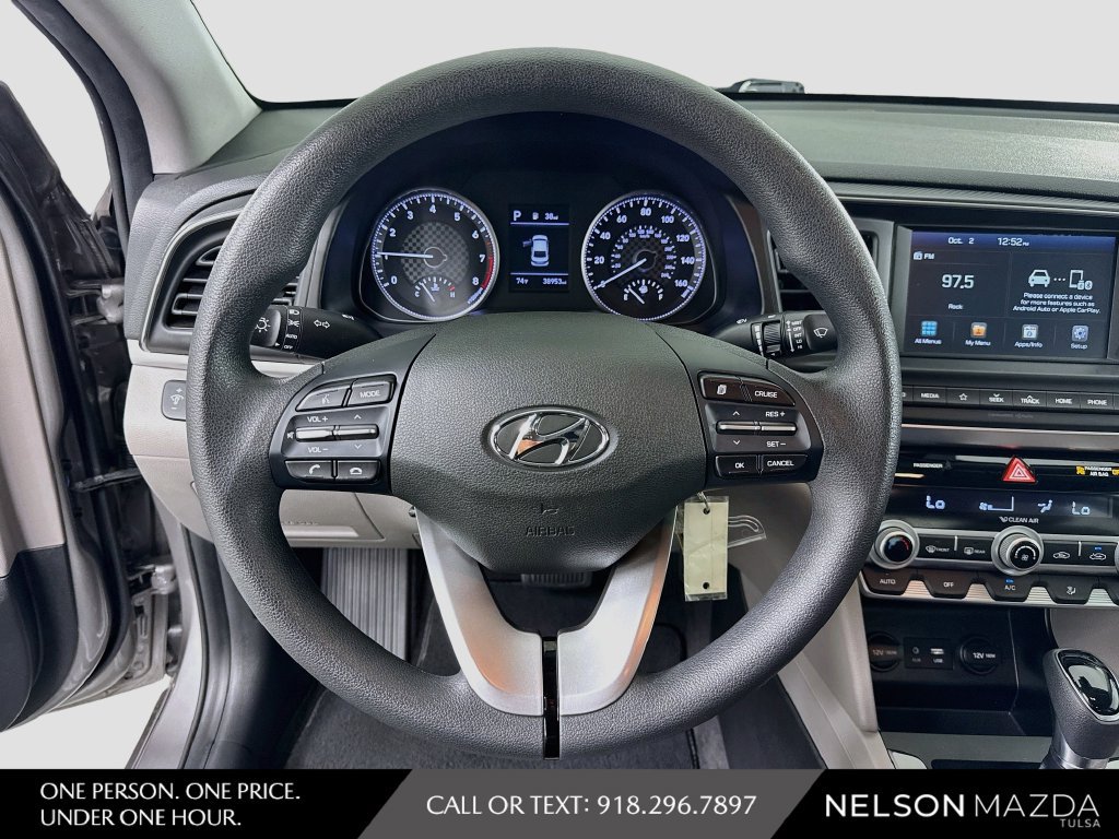 Used 2020 Hyundai Elantra SEL FWD image 21