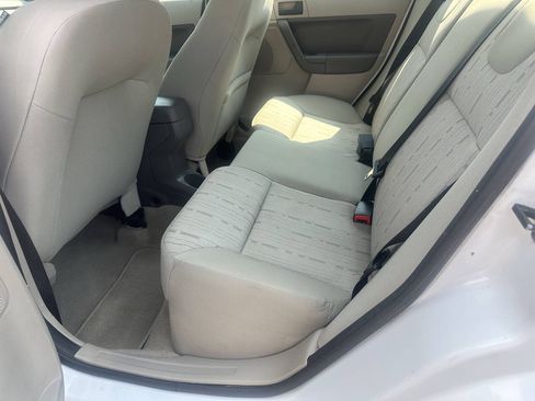 Used 2008 Ford Focus SE FWD image 22