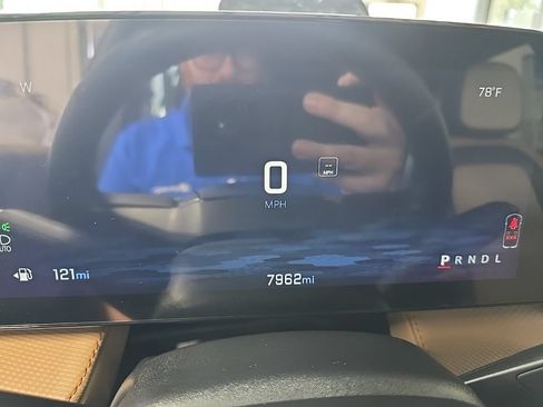 Used 2026 Chevrolet Equinox ACTIV FWD image 5