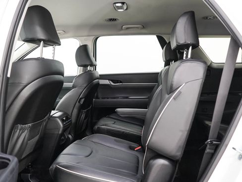 Used 2025 Hyundai Palisade SEL AWD/4WD image 16