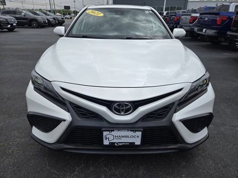 Used 2021 Toyota Camry SE w/ TRD Appearance Package (TMS) AWD/4WD image 3