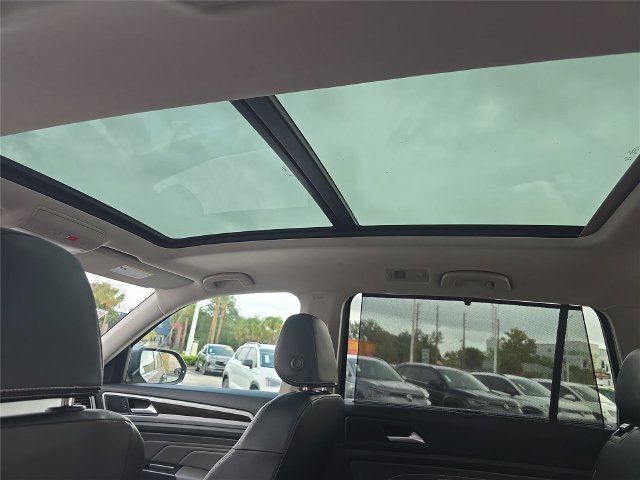 Used 2023 Volkswagen Atlas SE w/ Panoramic Sunroof Package FWD image 27